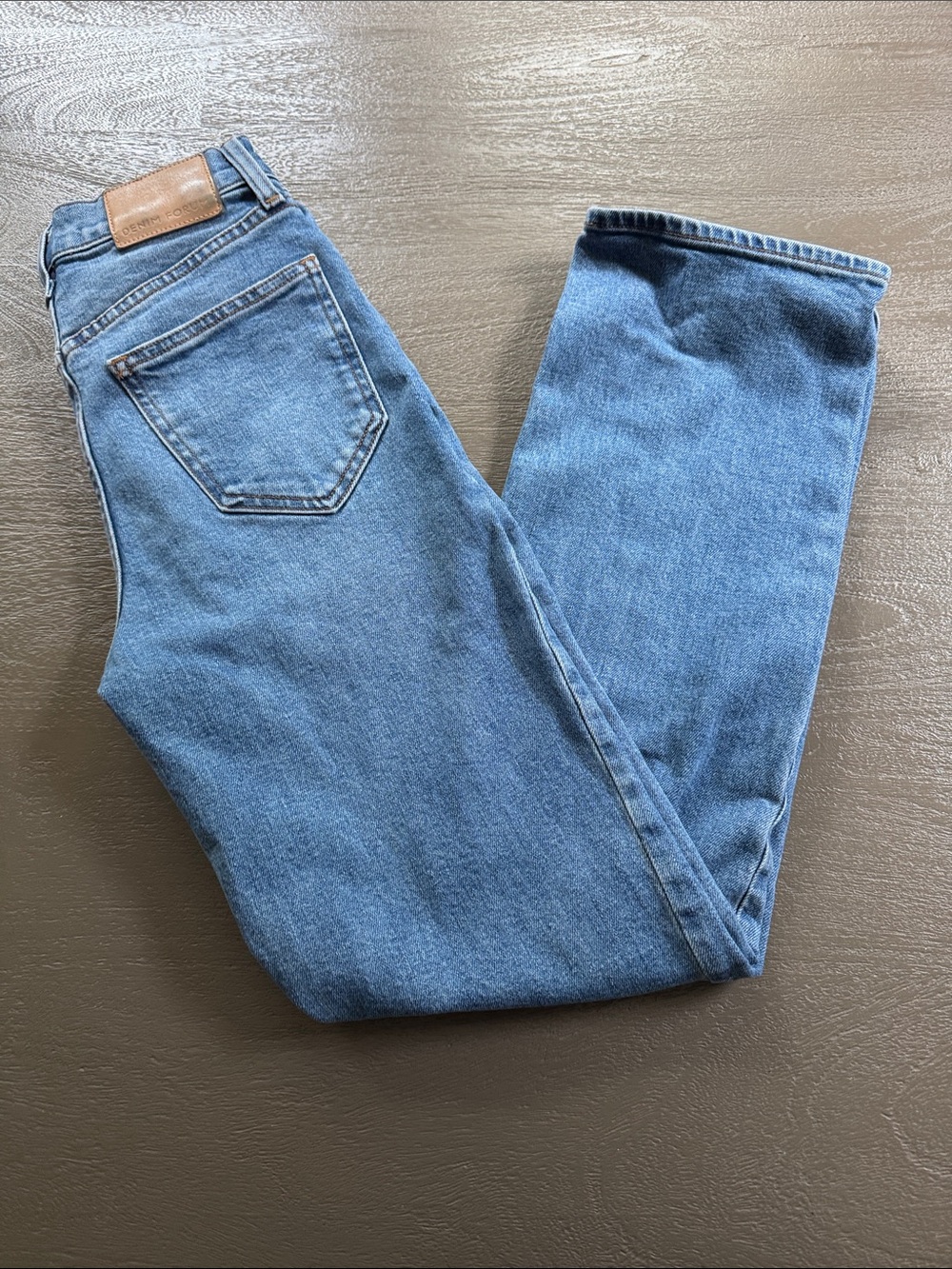 Aritzia Denim Forum Arlo High Rise Straight Leg Jeans, size 24, 28L